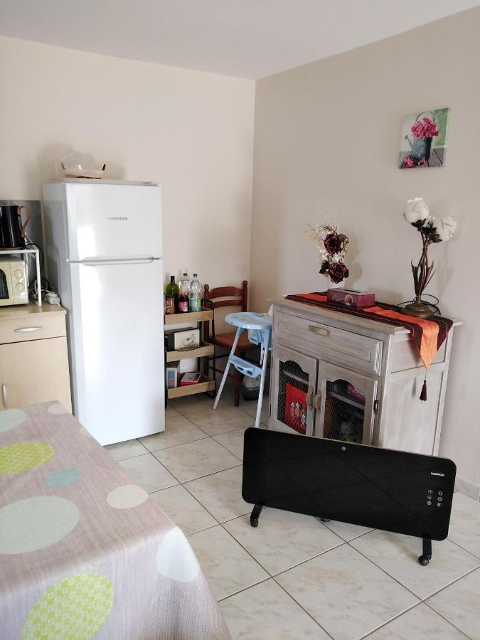 Chaleureux A La Campagne Appartement Saint-Germain-Laprade Buitenkant foto